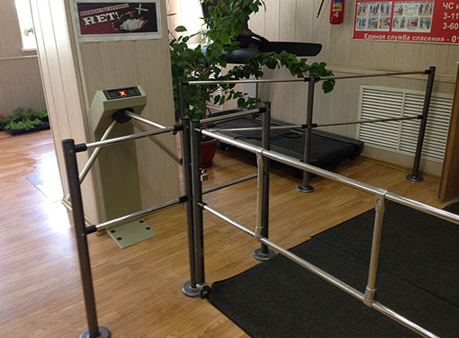 Установка ограждений для турникета